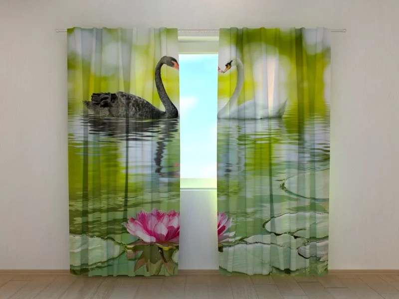 Photocurtain Black and White Swans