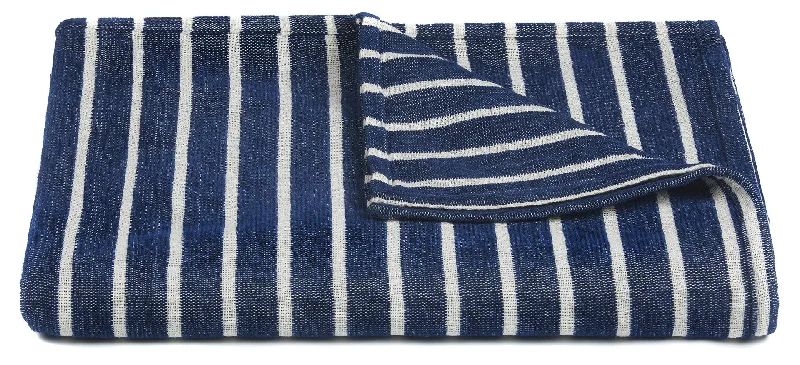 Aria Collection Throw in Blue & White