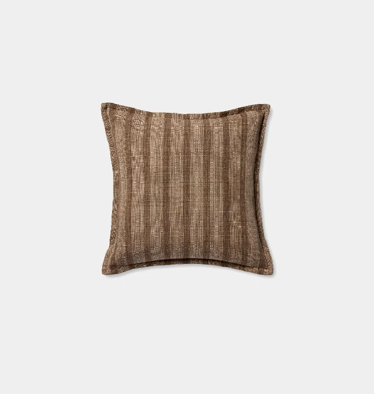 Vespera Pillow Brown / Multi 22" x 22"