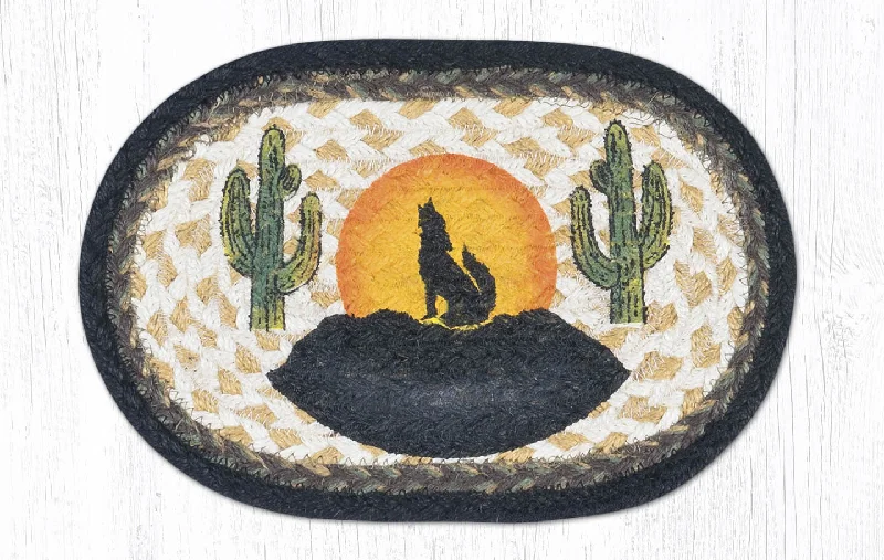 Earth Rugs OMSP-469 Howling Coyote Printed Oval Swatch 7.5``x11``