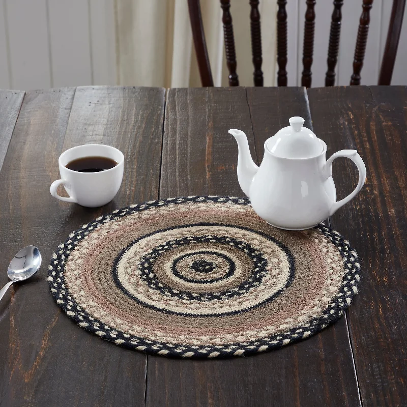 Farmstead Charcoal Braided Trivet 15"