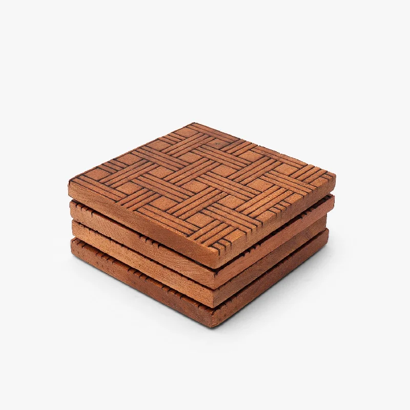 Brown Weave Wooden Coasters (10x10x1 cm)